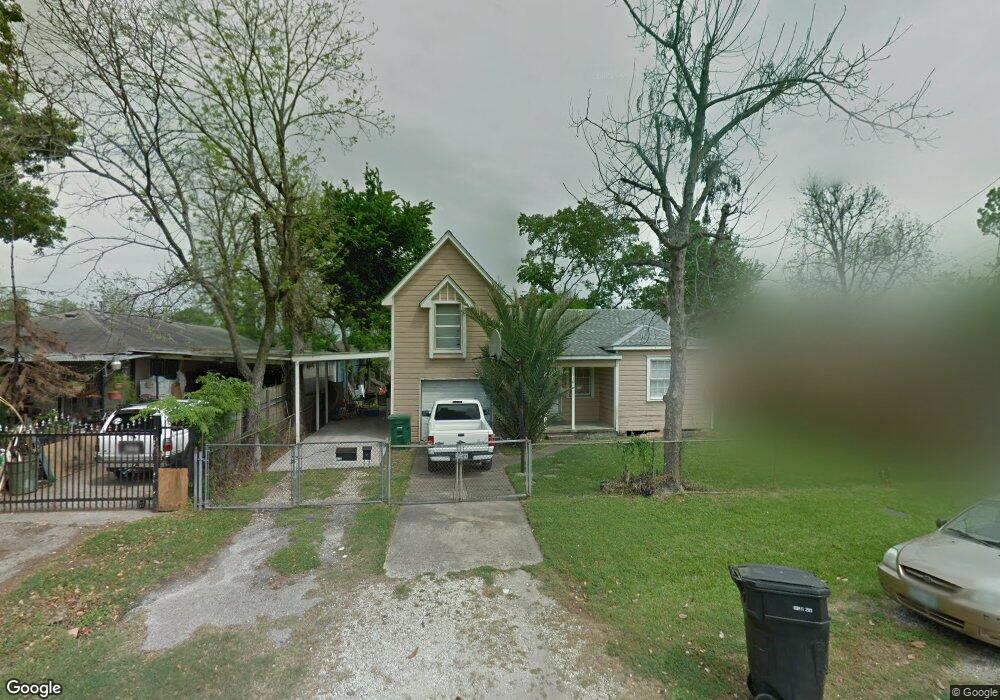 110 Oddo St, Houston, TX 77022 - photo 1