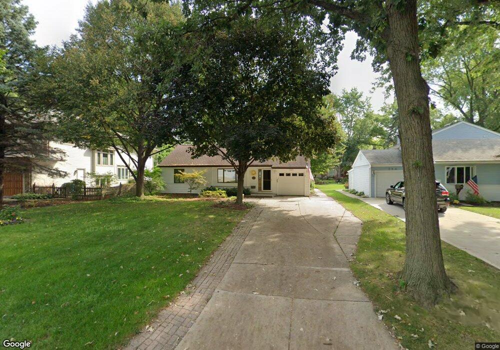 720 N Sleight St, Naperville, IL 60563 - photo 1