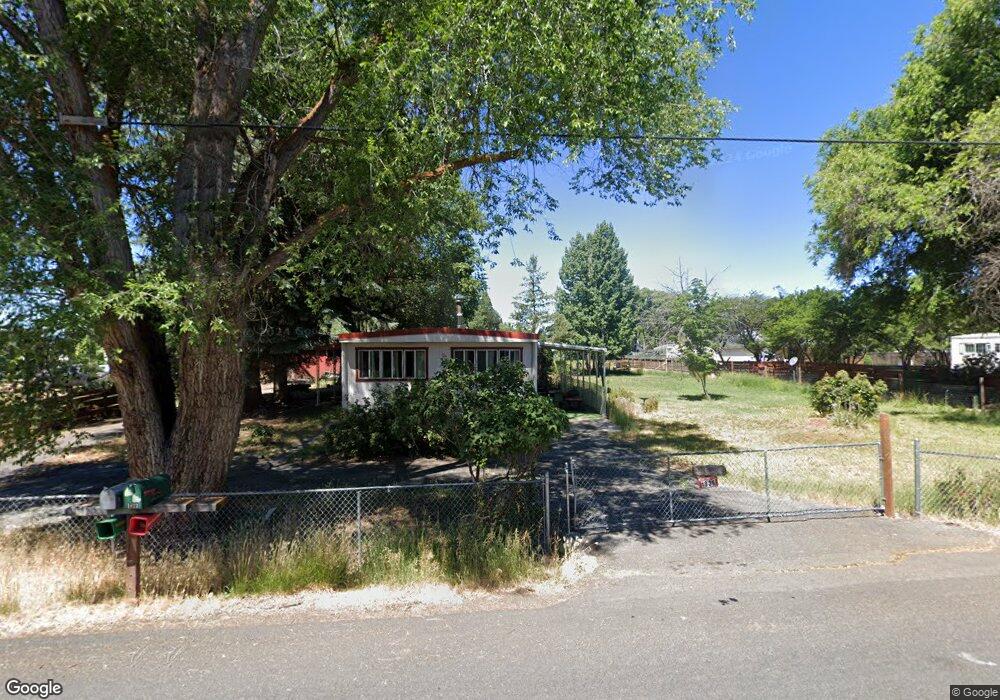1830 Logan St, Klamath Falls, OR 97603 - photo 1