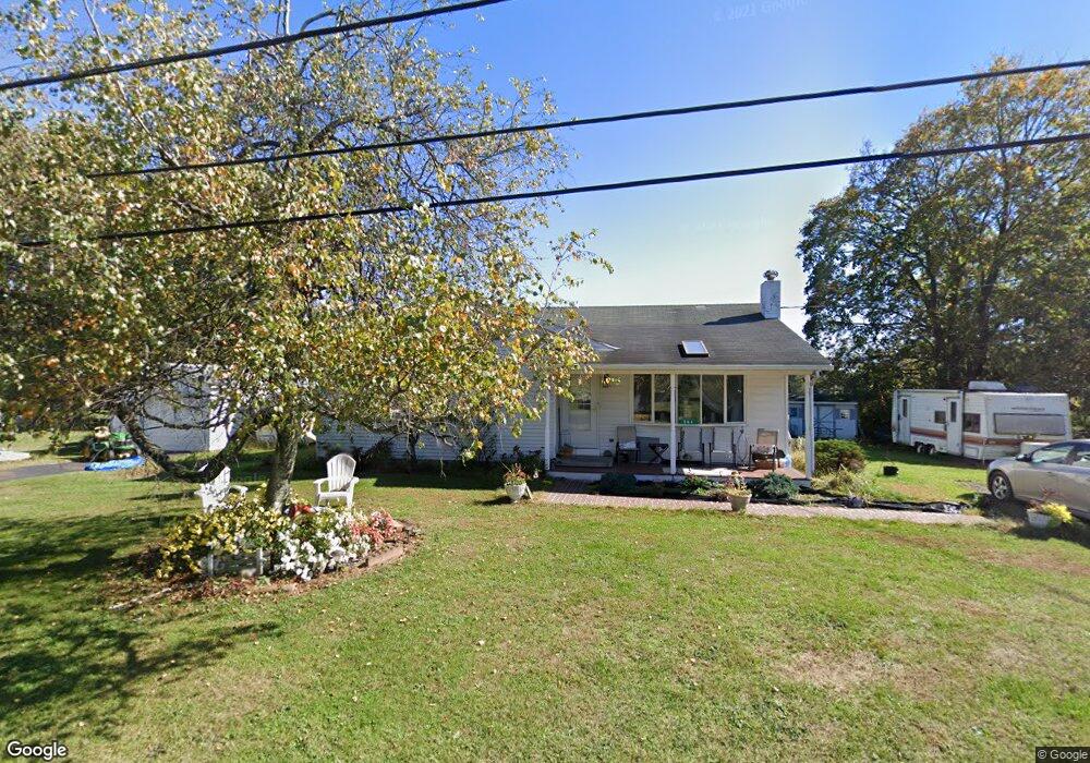 566 Hobby Ln, Bath, PA 18014 - photo 1