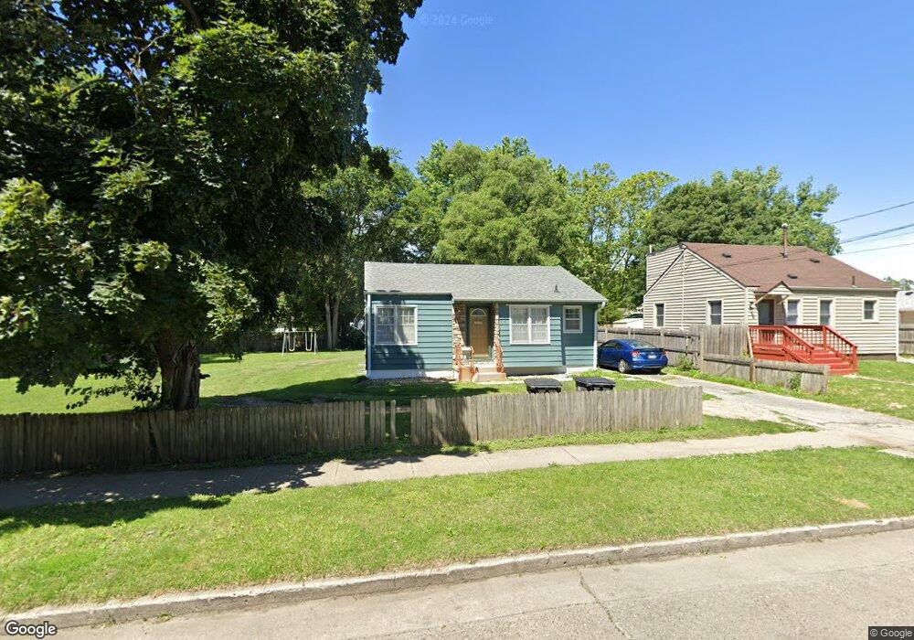818 E 29th St, Des Moines, IA 50317 - photo 1