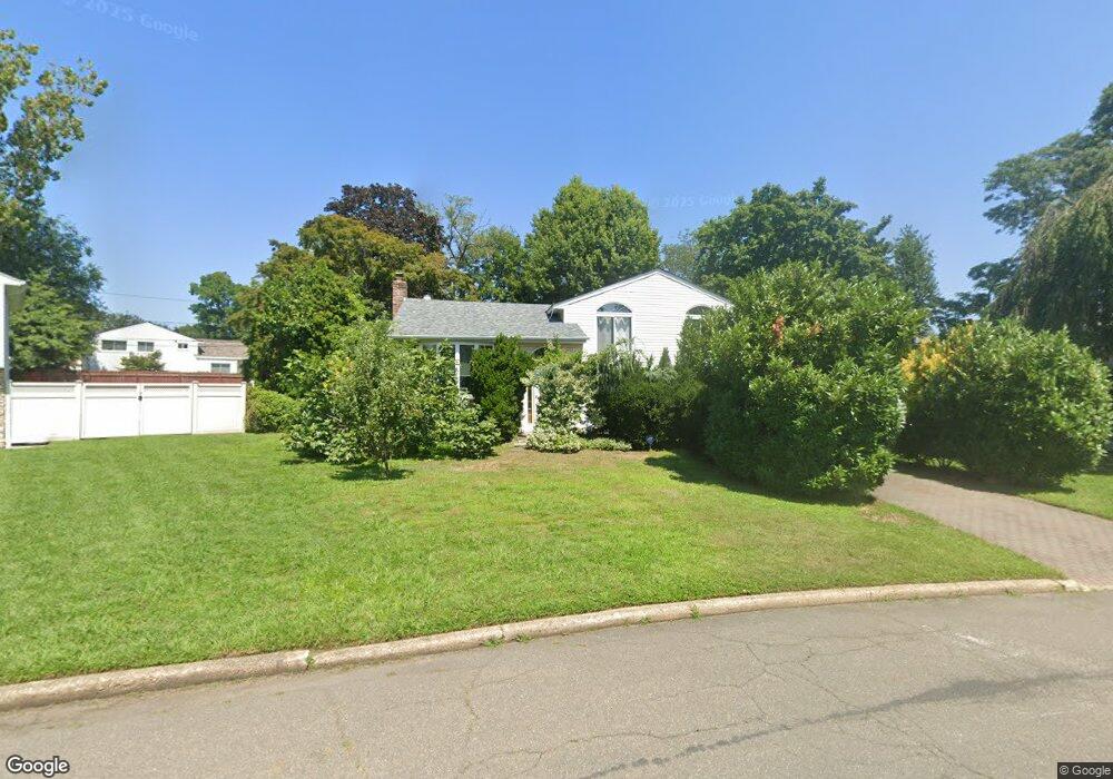 47 Henry Dr, Glen Cove, NY 11542 - photo 1