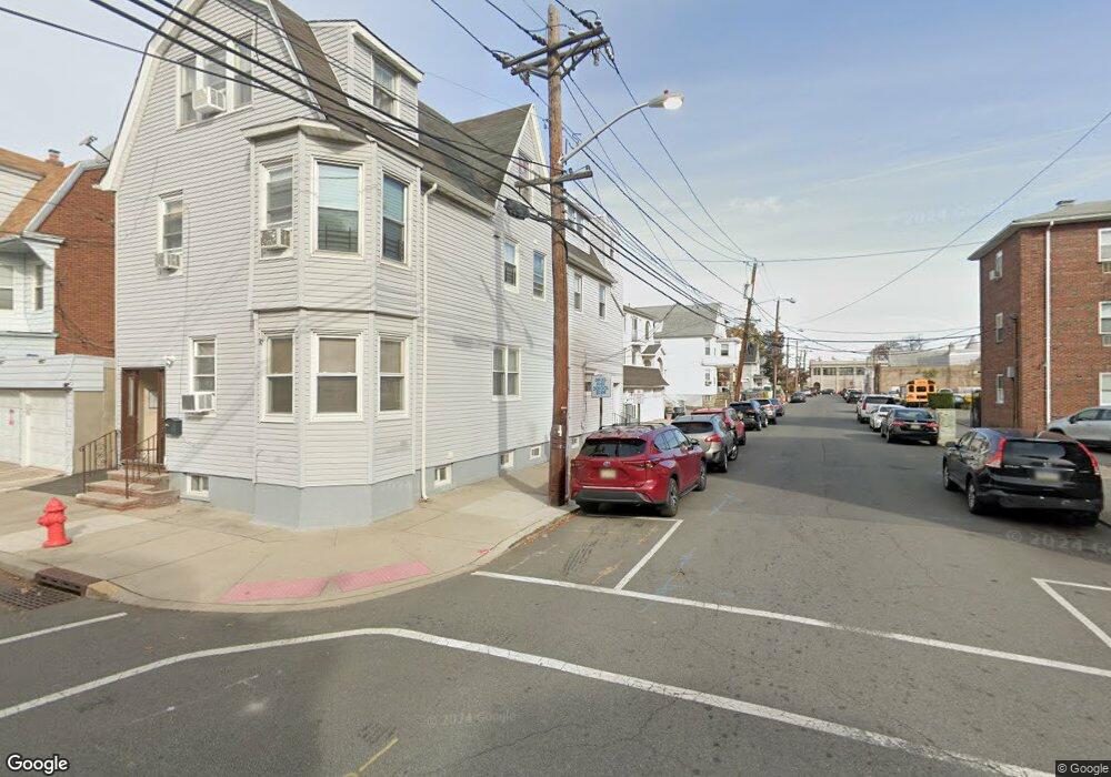 387 Maple St, Kearny, NJ 07032 - photo 1