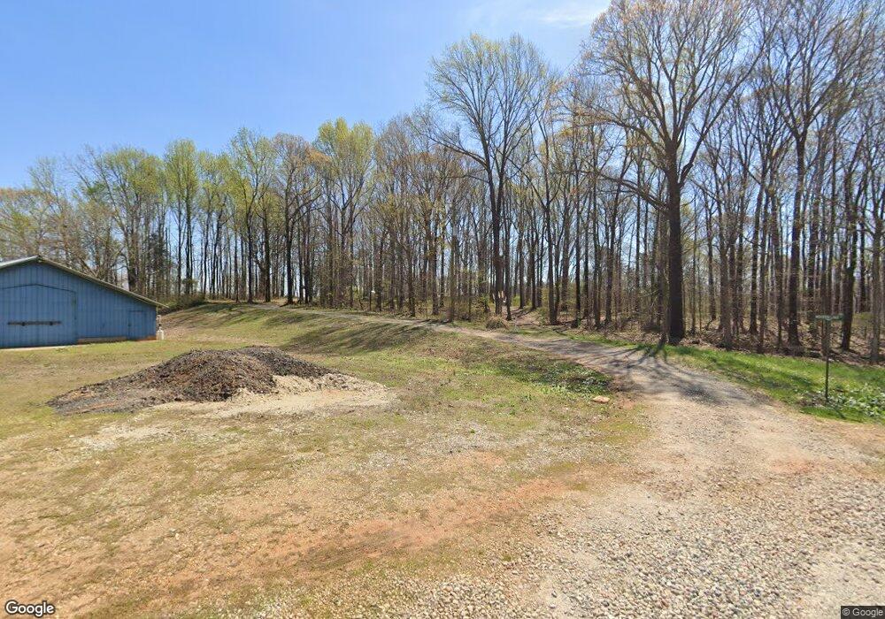 129 Wooded Lake Ct, Homer, GA 30547 - photo 1