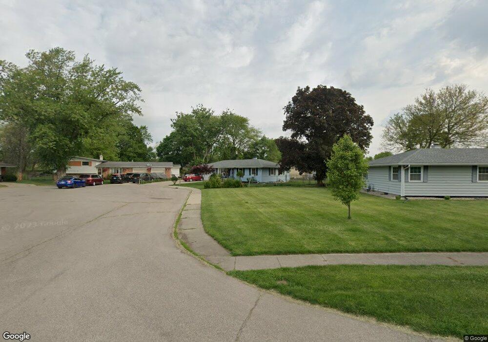 340 Hiawatha Dr, Elkhart, IN 46517 - photo 1