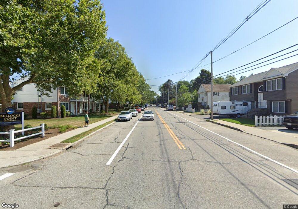 578 Bullocks Point Ave, Riverside, RI 02915 - photo 1