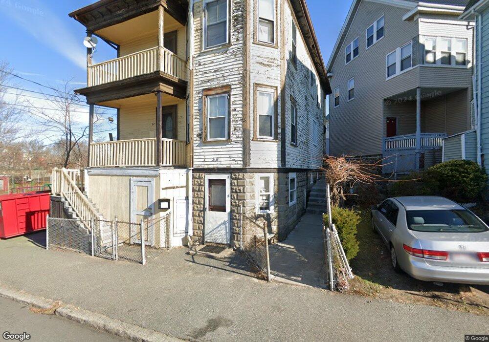 38 Pierpont St unit 2, Peabody, MA 01960 - photo 1