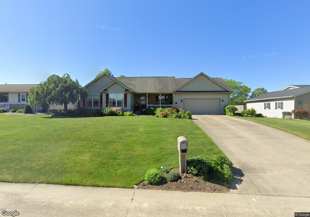 1335 Grandview Ave, Bucyrus, OH 44820 - photo 1