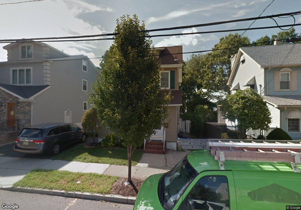 583 Chase Ave, Lyndhurst, NJ 07071 - photo 1