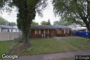 208 Crestview Ct, Anderson, IN 46017