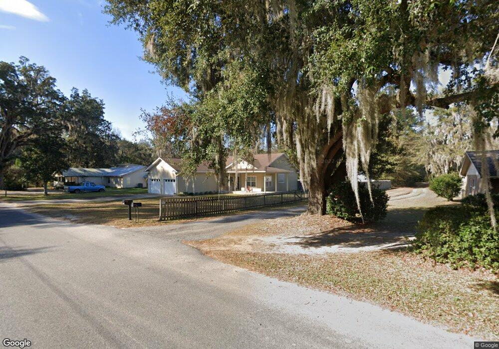 225 N Goodbread Rd, Brunswick, GA 31525 - photo 1