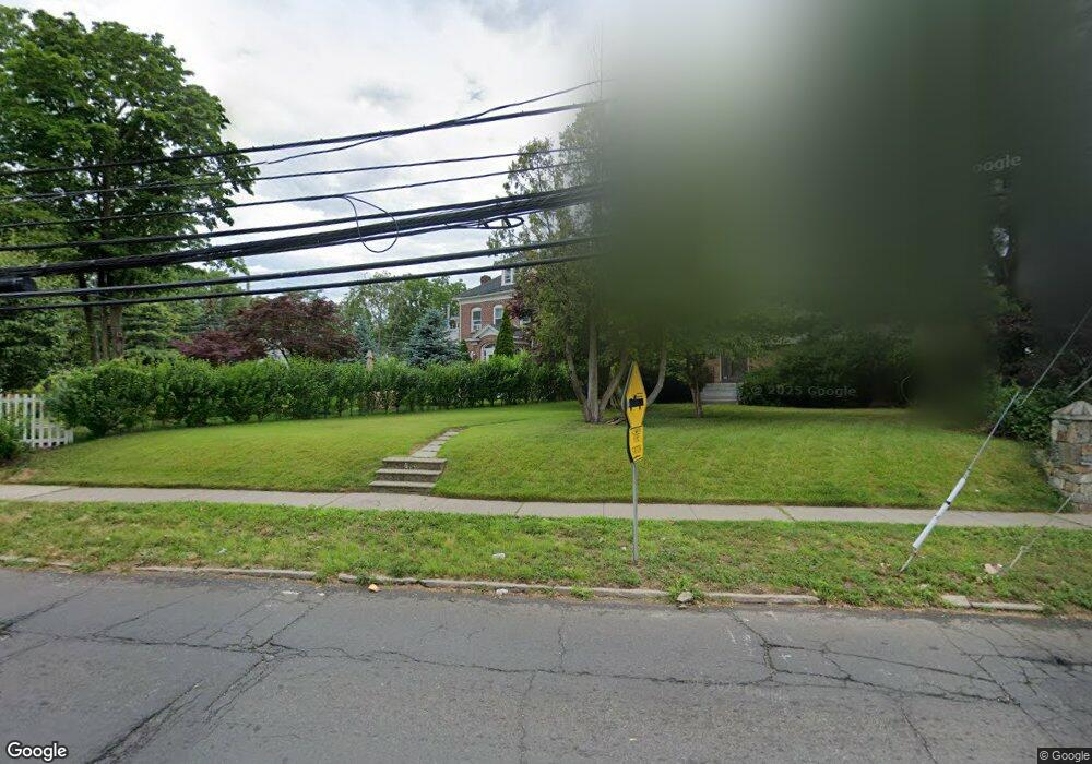 556 Glenbrook Rd, Stamford, CT 06906 - photo 1