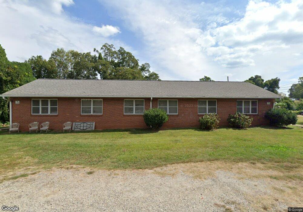 112 Goudlock St, Dahlonega, GA 30533 - photo 1