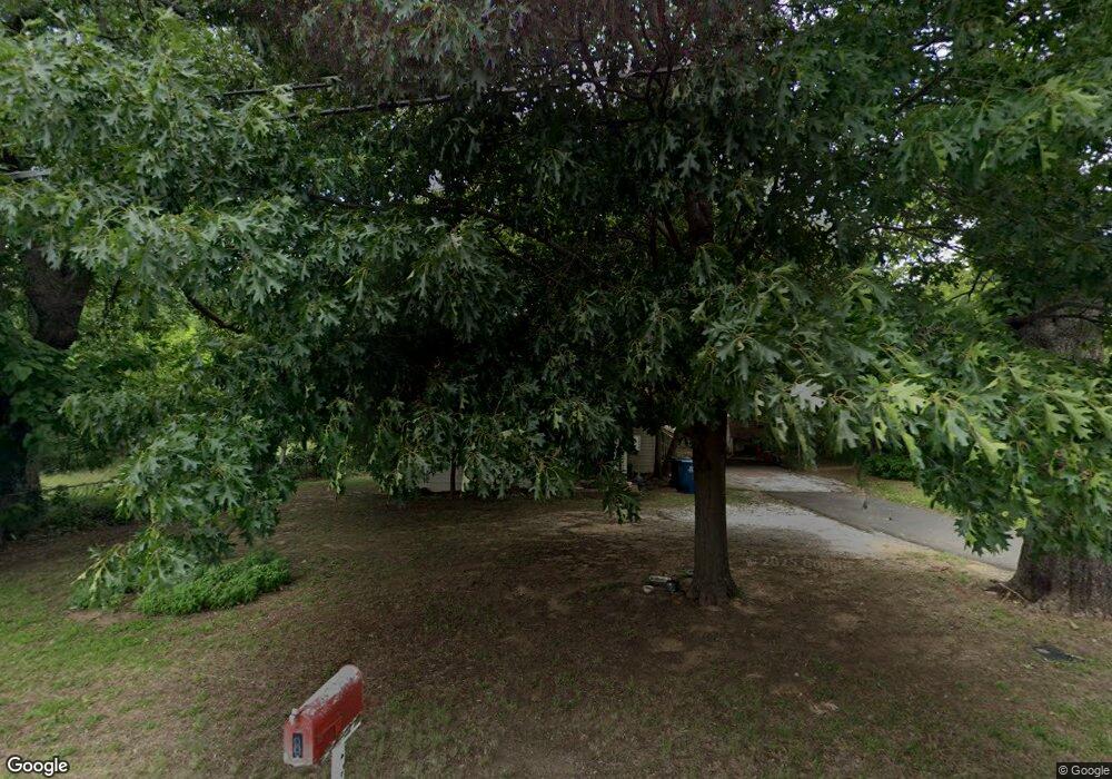 2207 Woodlawn Blvd, Denison, TX 75020 - photo 1