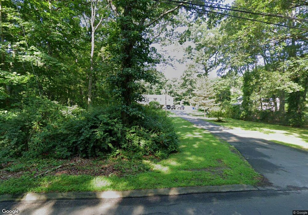 1384 Little Meadow Rd, Guilford, CT 06437 - photo 1