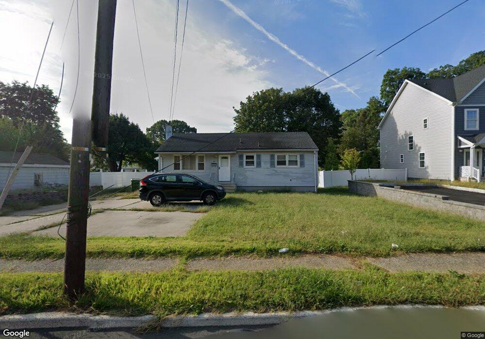 10 Travers Ave, Edison, NJ 08817 - photo 1