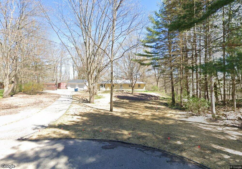 1199 E Phillips Ct, Midland, MI 48640 - photo 1