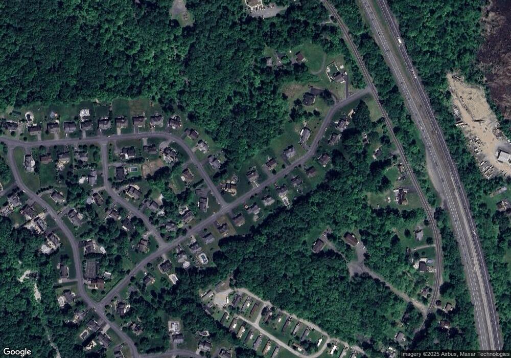 1010 Summit Woods, New Windsor, NY 12553 - photo 1