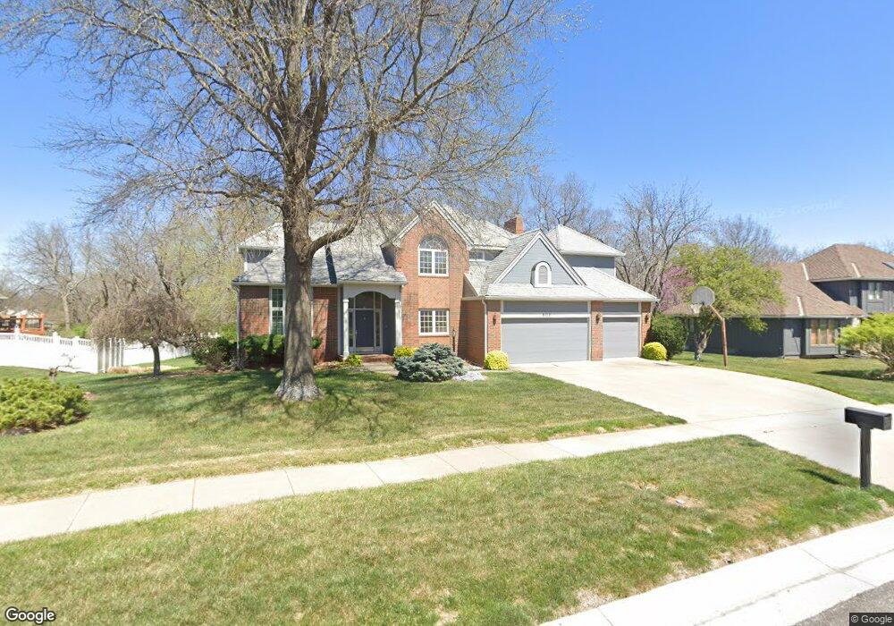 6110 SW 38th St, Topeka, KS 66610 - photo 1