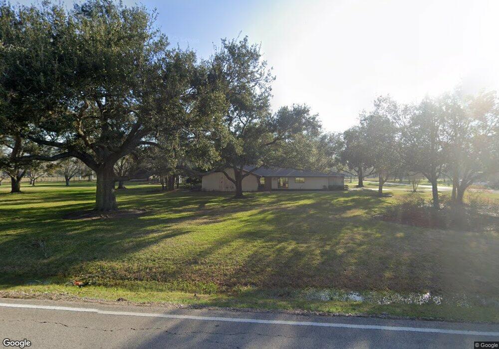 1105 Clifford St, Alvin, TX 77511 - photo 1