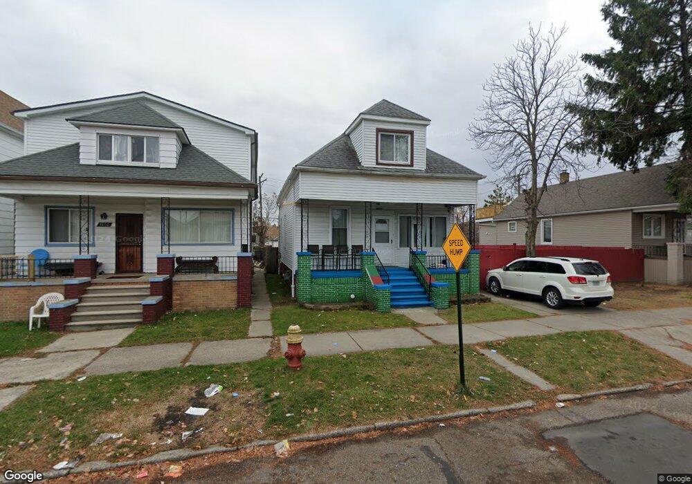 3856 Commor St, HamtraMcK, MI 48212 - photo 1