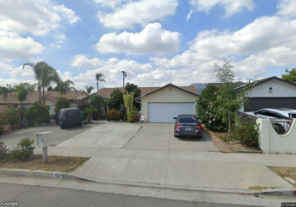 13563 Sayre St, Sylmar, CA 91342 - photo 1