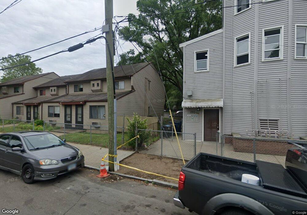 282 Putnam St unit 3, New Haven, CT 06519 - photo 1