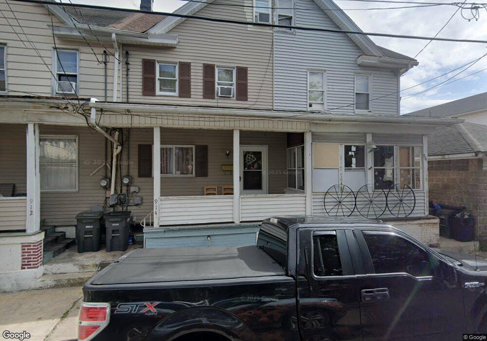 914 W 1st St, Hazleton, PA 18201 - photo 1