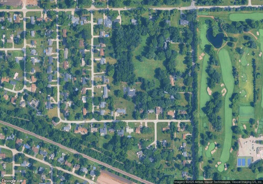 1875 Kingsway Dr S, Aurora, IL 60506 - photo 1