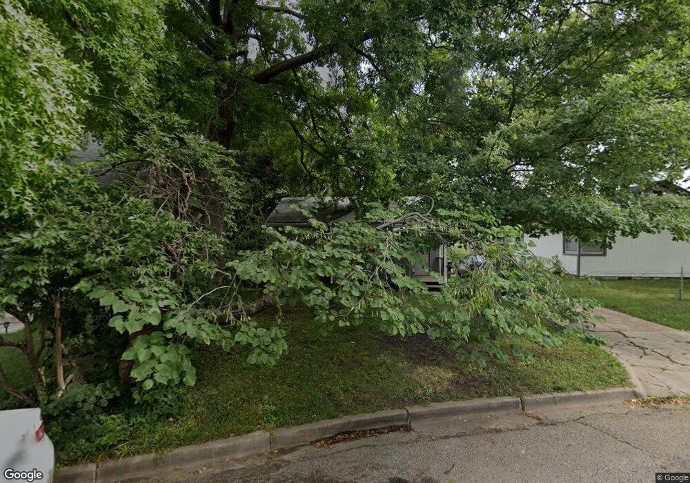 1405 SW Eden Ct, Topeka, KS 66604 - photo 1