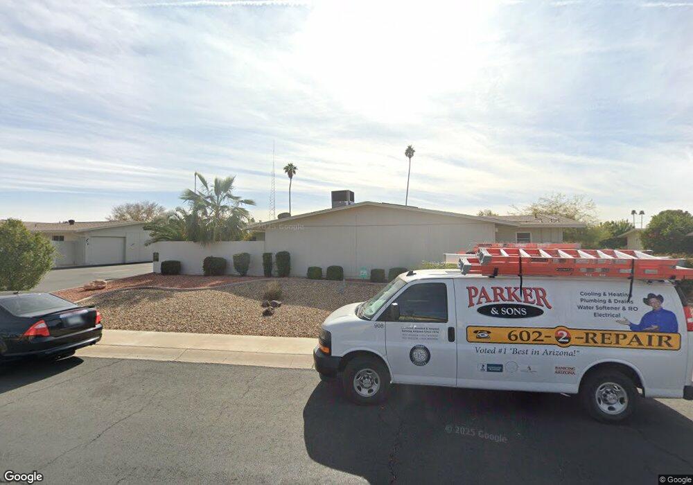 10831 W Santa fe Dr, Sun City, AZ 85351 - photo 1