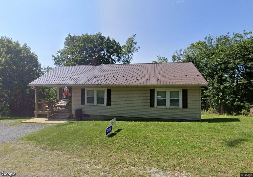 284 Skyhigh St, Saint Thomas, PA 17252 - photo 1