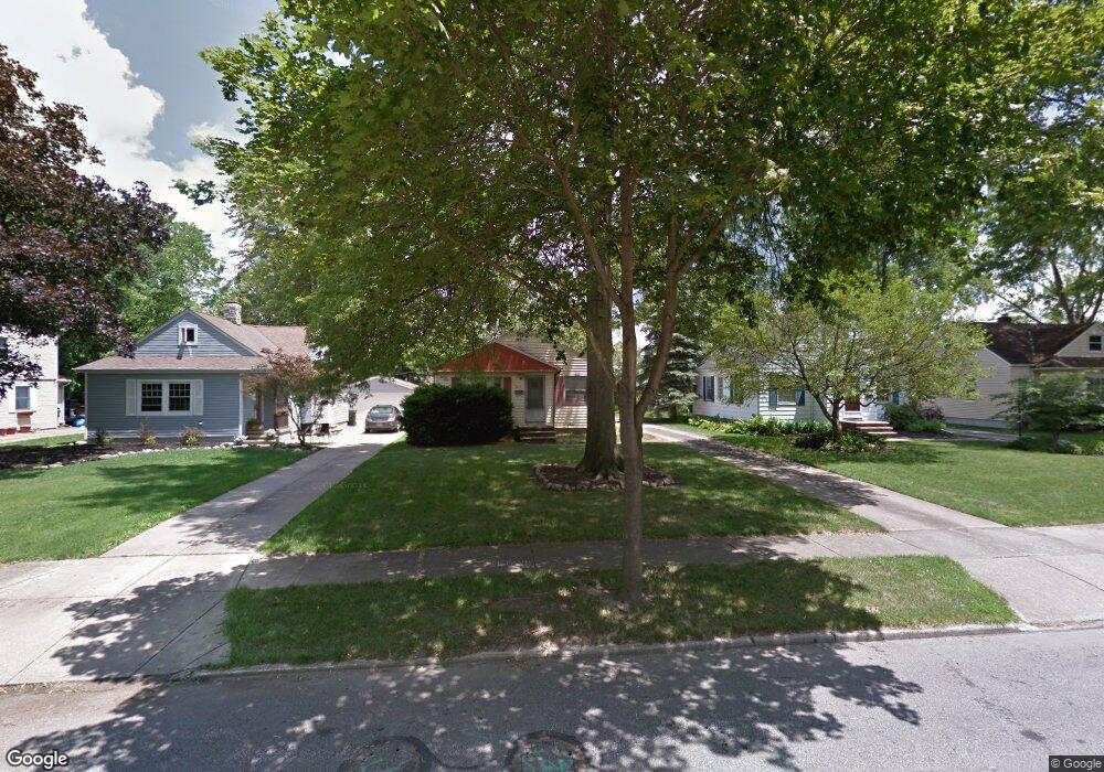 8113 Lynway Ave, Olmsted Falls, OH 44138 - photo 1