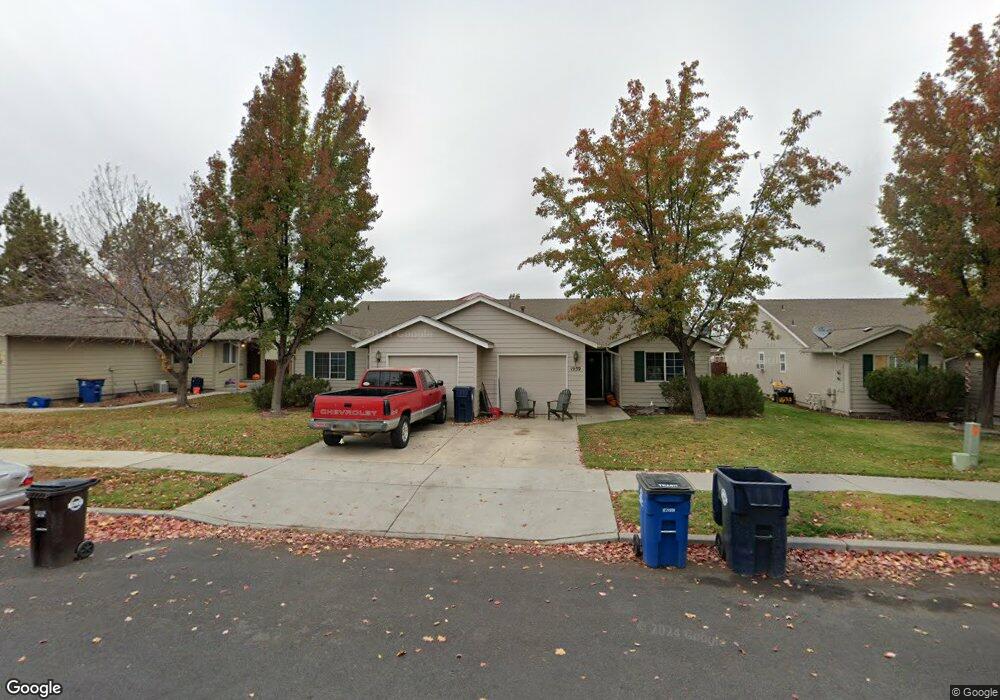 1959 NW Elm Ave, Redmond, OR 97756 - photo 1