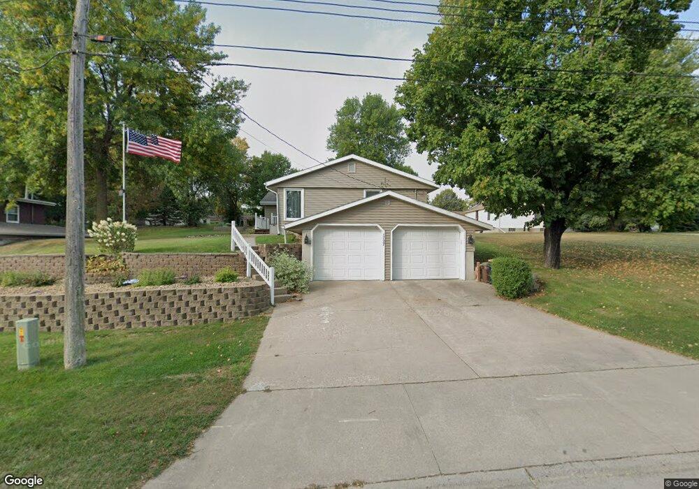 1727 N Jefferson St, New Ulm, MN 56073 - photo 1