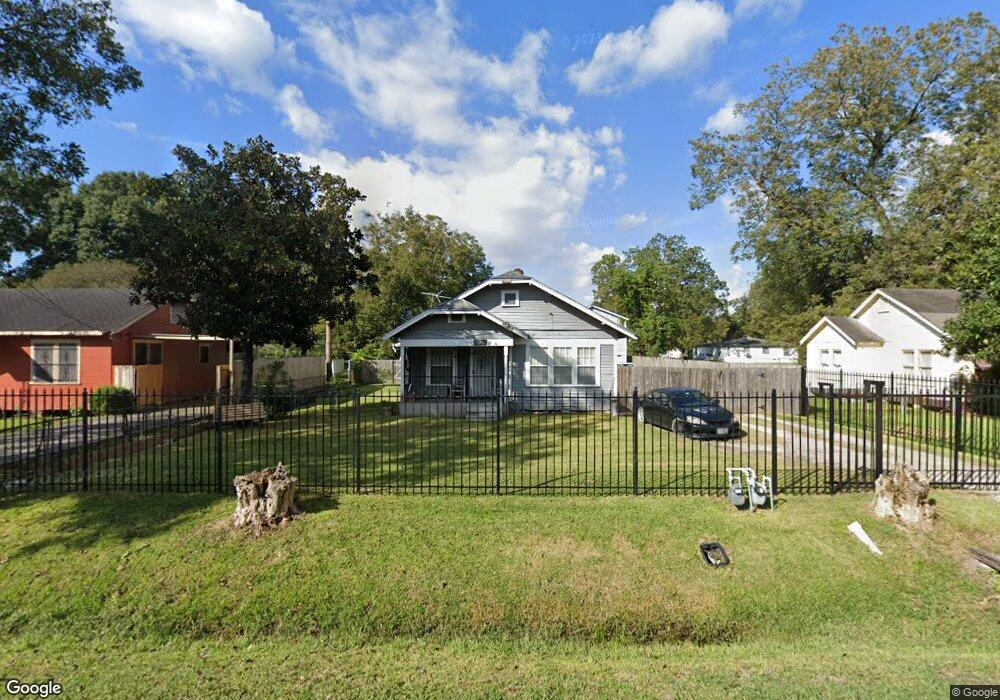 7917 Curry Rd, Houston, TX 77093 - photo 1