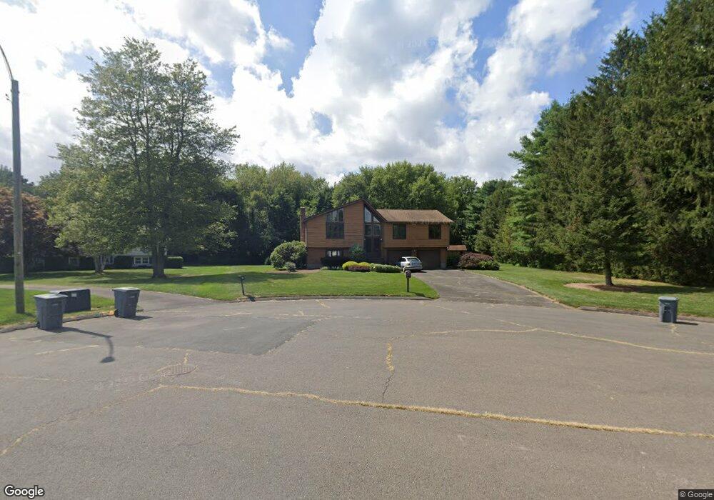 4 Hayfield Cir, Enfield, CT 06082 - photo 1