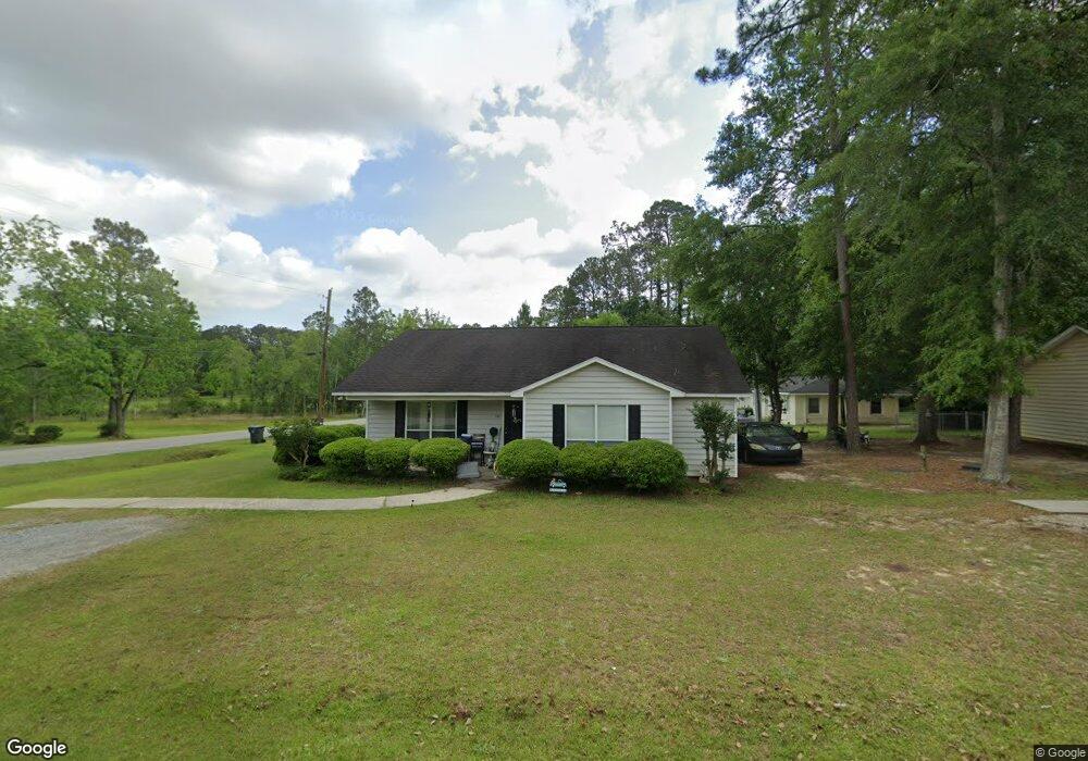 102 White Dr, Fitzgerald, GA 31750 - photo 1