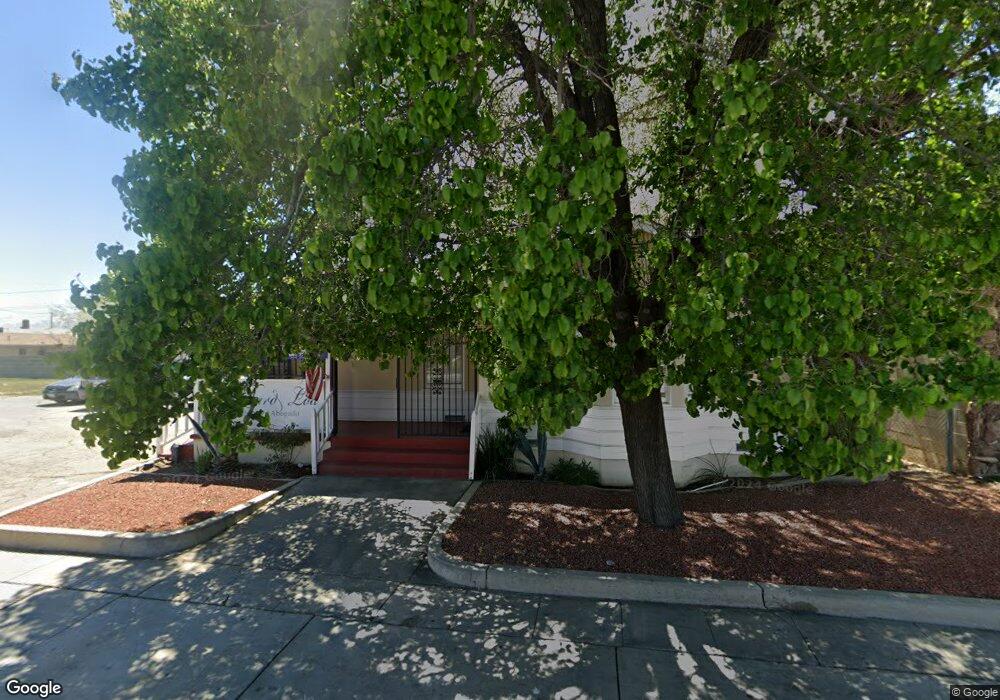 536 E Palmdale Blvd, Palmdale, CA 93550 - photo 1