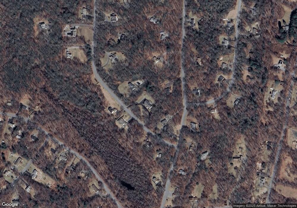 10 Troutwood Dr, New Hartford, CT 06057 - photo 1