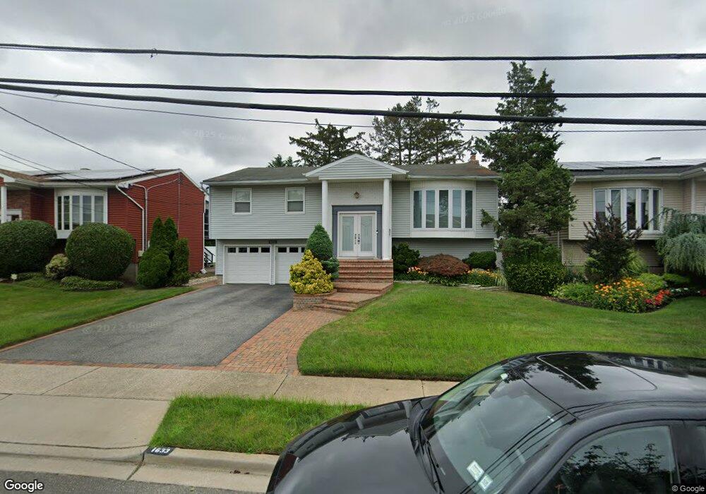 1633 James St, Merrick, NY 11566 - photo 1