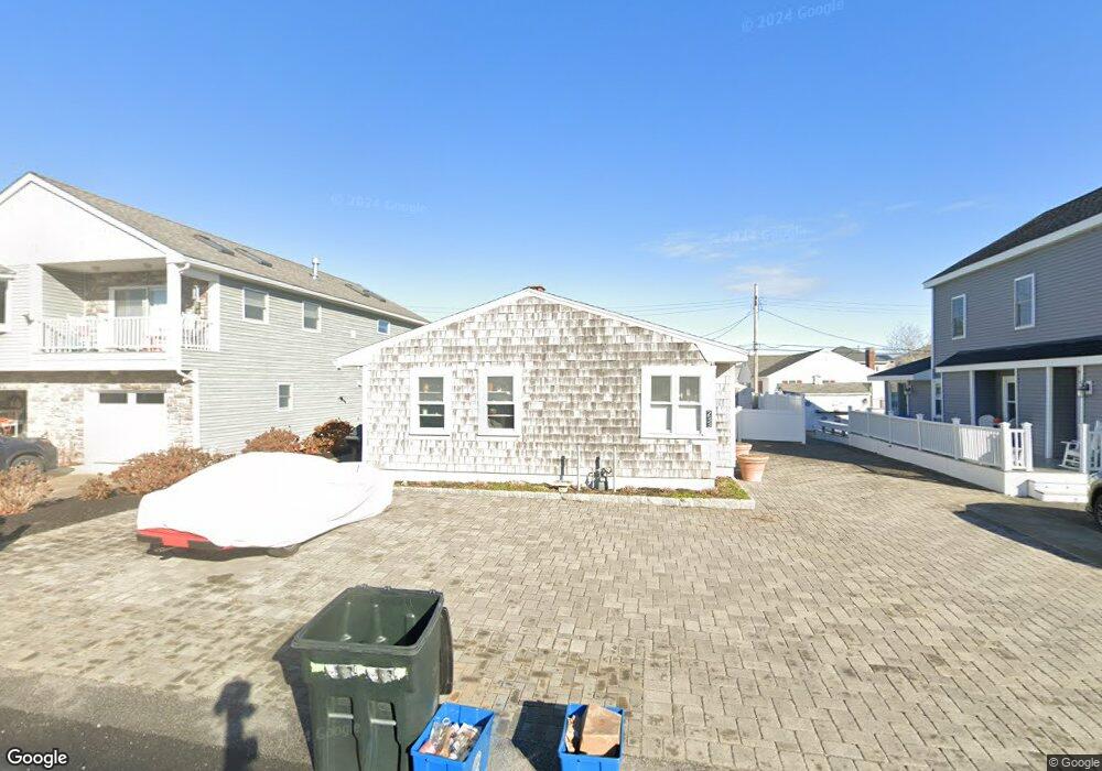 233 Bristol St, Seabrook, NH 03874 - photo 1