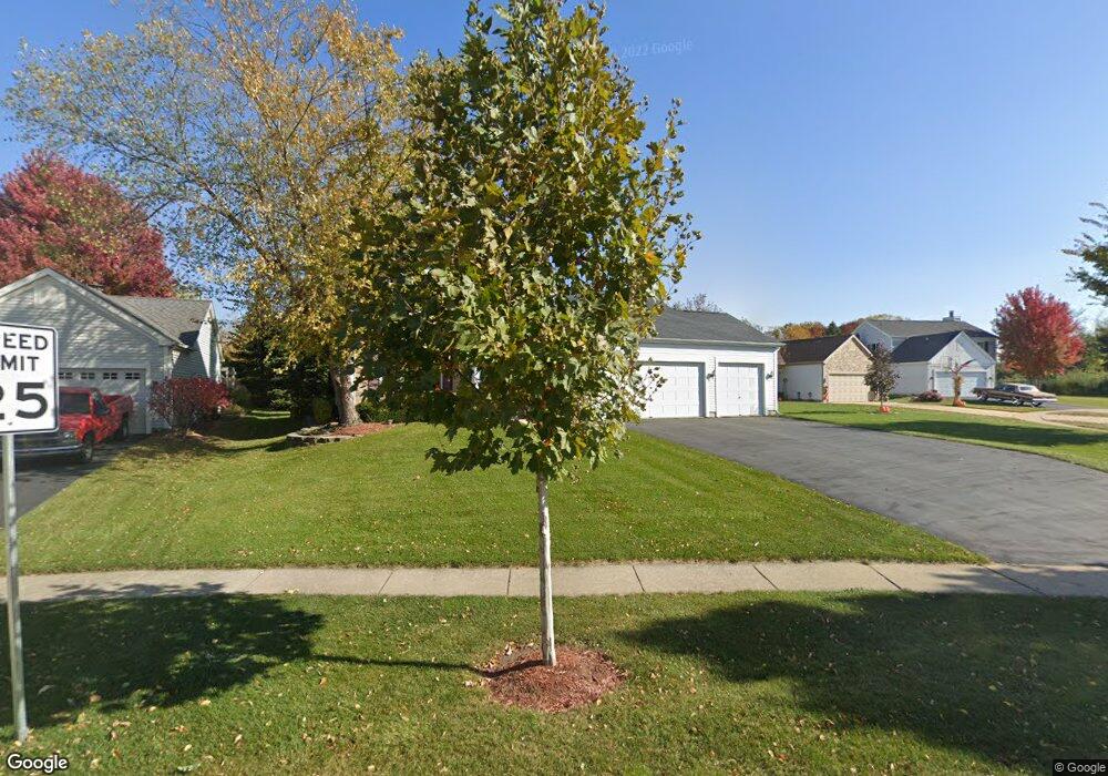 1121 Sawmill Ln, Algonquin, IL 60102 - photo 1