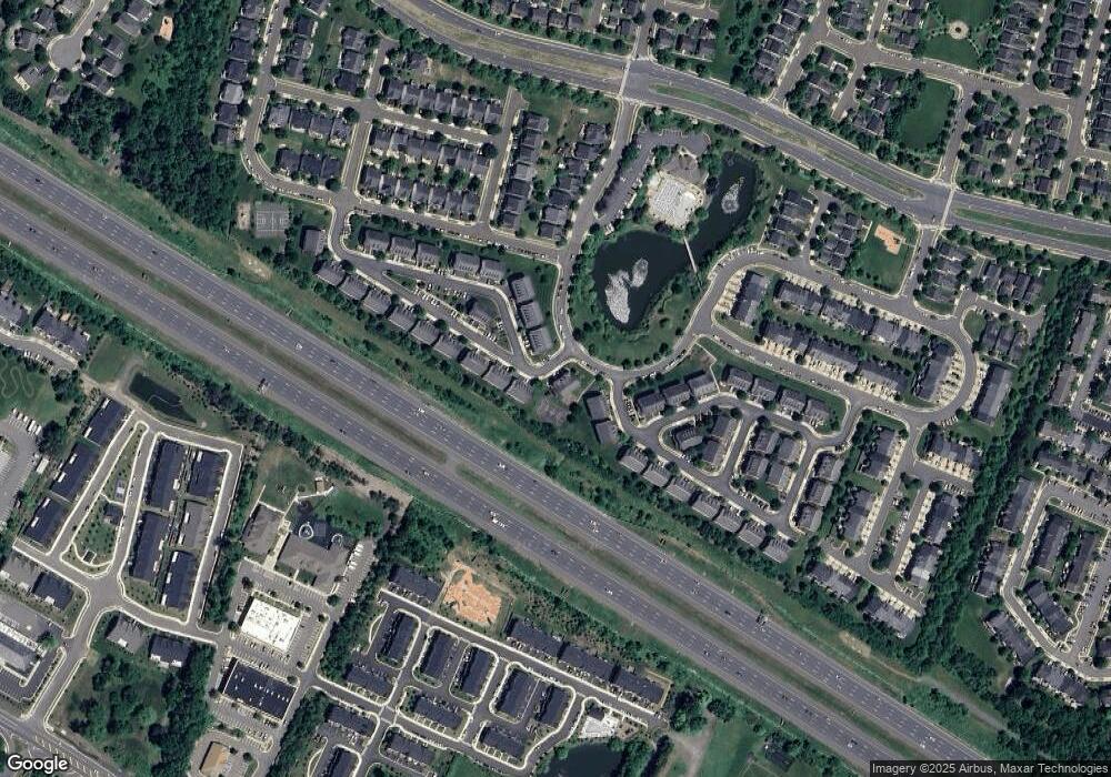 6757 Hampton Bay Ln unit 274, Gainesville, VA 20155 - photo 1