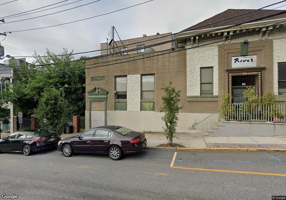 24 Dempsey Ave, Edgewater, NJ 07020 - photo 1