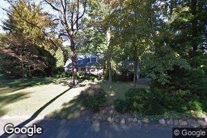 43 Glen Way, Cold Spring Harbor, NY 11724
