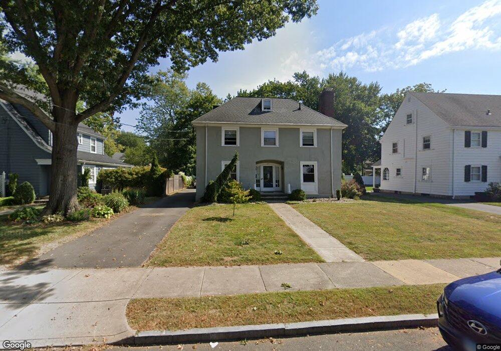 20 Bishop Rd, West Hartford, CT 06119 - photo 1