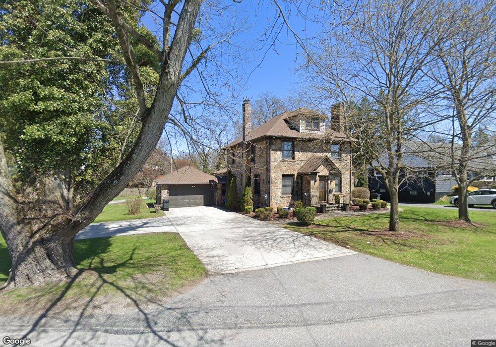 1072 Goucher St, Johnstown, PA 15905 - photo 1