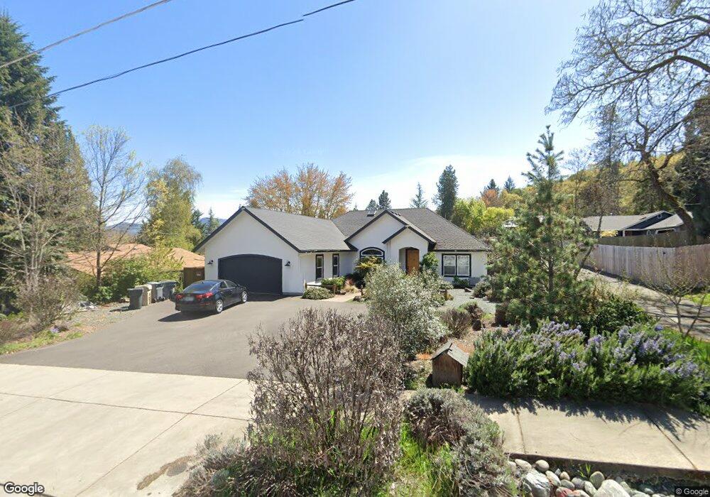 405 NW Pleasant View Dr, Grants Pass, OR 97526 - photo 1