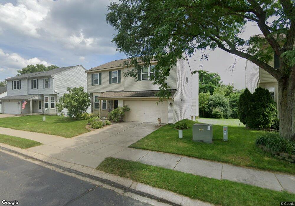 1065 Princeton Dr, Waterford, MI 48327 - photo 1